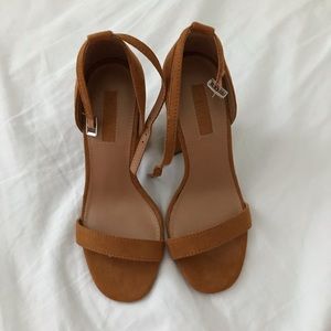 4inches FOREVER 21 heels